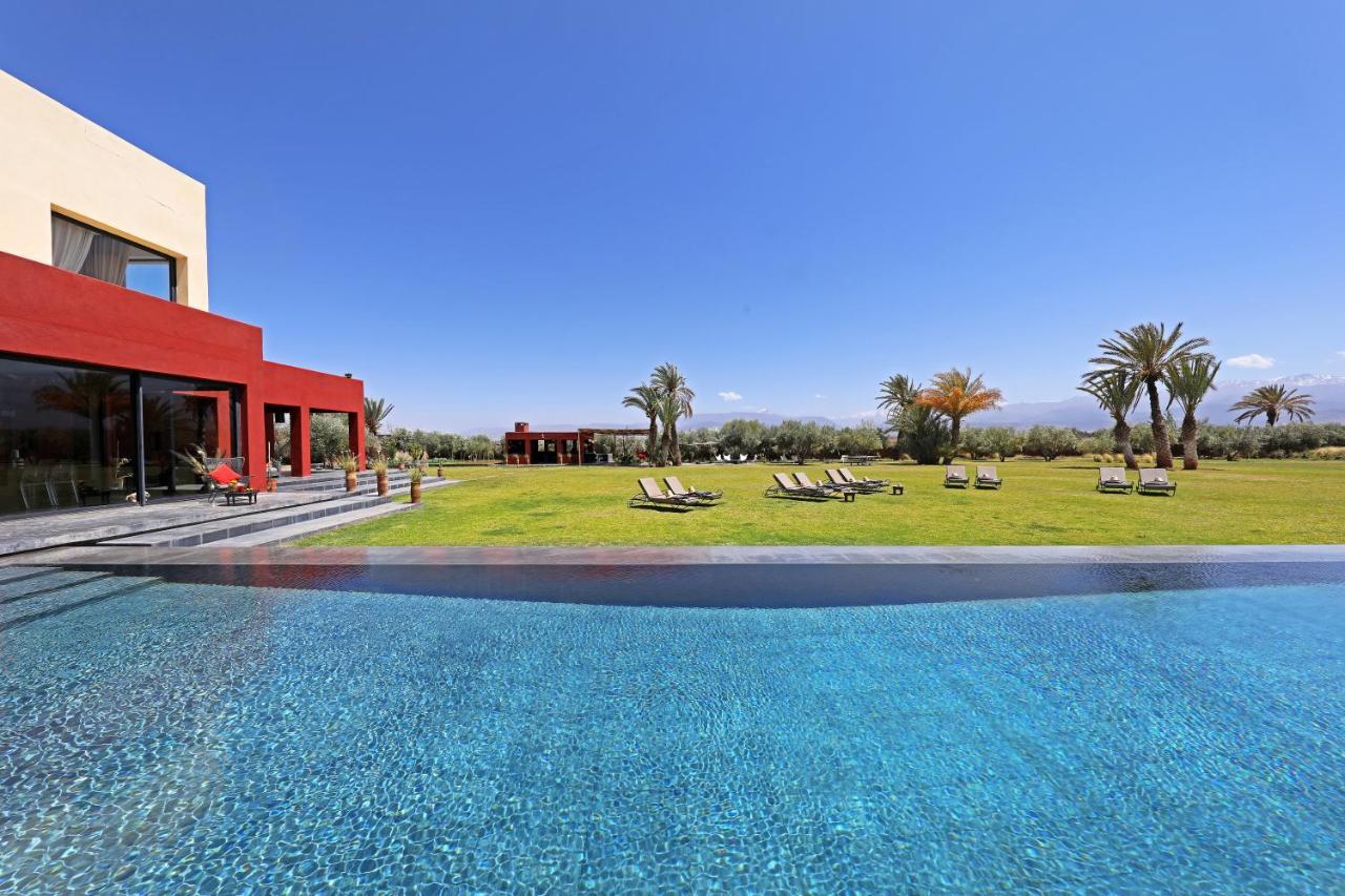 Hotel Dar Noujoum Ait Bou Zguia Exterior foto