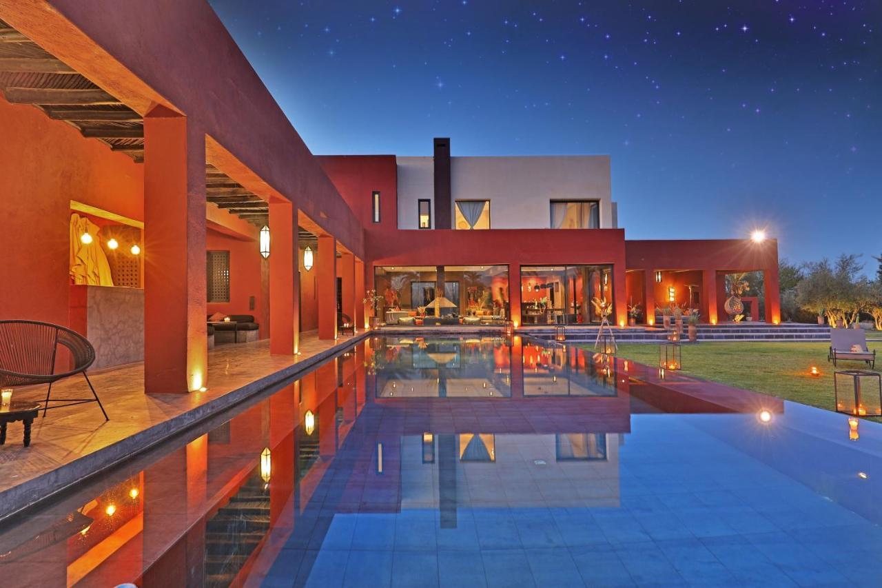 Hotel Dar Noujoum Ait Bou Zguia Exterior foto