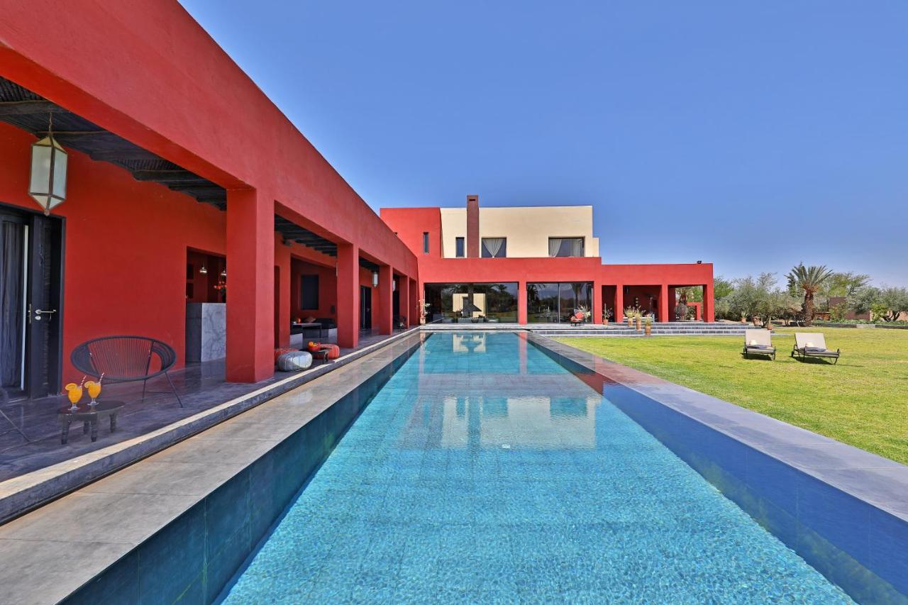 Hotel Dar Noujoum Ait Bou Zguia Exterior foto